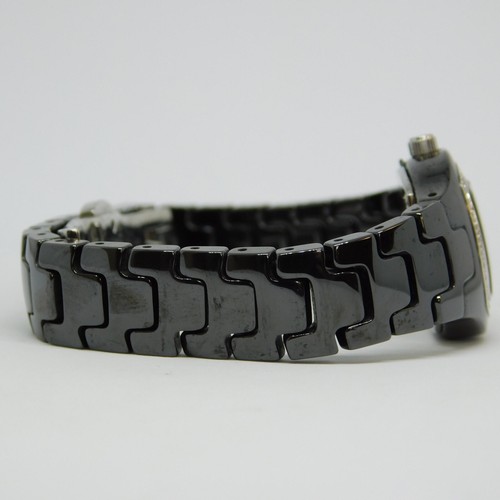 Black Tone Ceramic Quartz Analog Women's Watch Sz. 5 1/2" New Battery - Picture 4 of 10