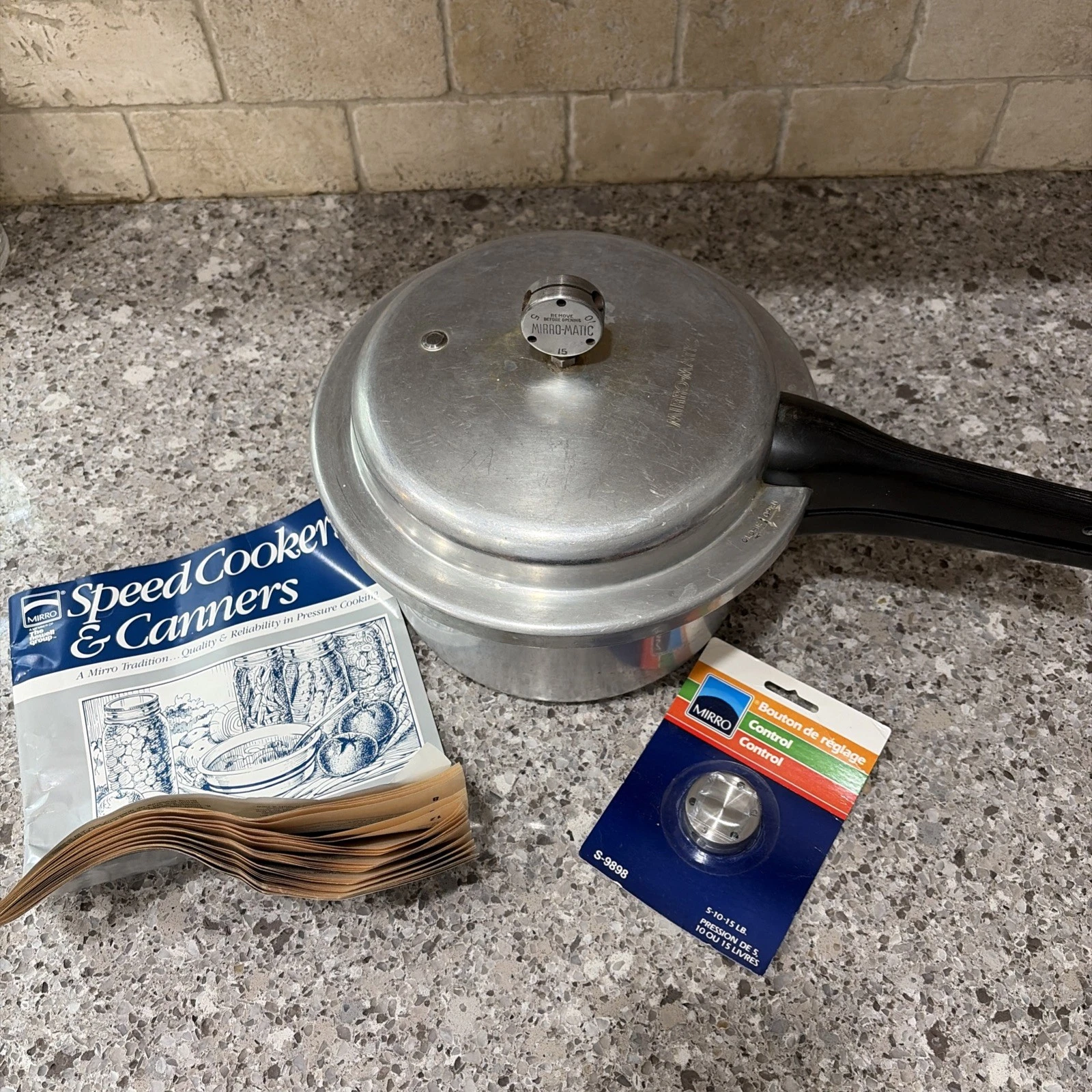 Vintage Mirro-Matic 394M 4 Qt Pressure Cooker w/Jiggler & Rack Tested -It Works!