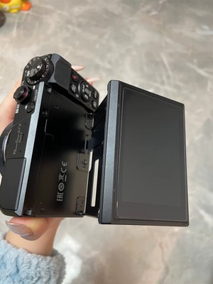 Canon PowerShot G7 X Mark II 20.1MP Digital Camera 7x Optical Zoom