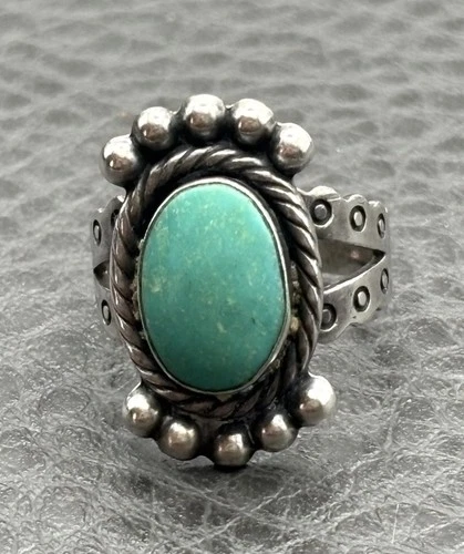 Vintage Native American Signed “Sterling” Silver 925 Turquoise Ring Size 5.25