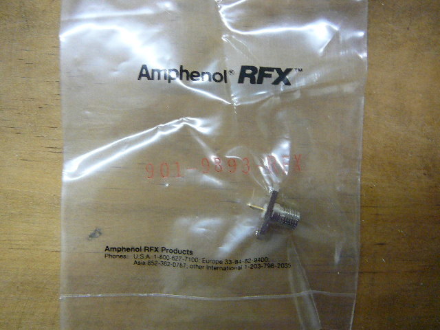 AMPHENOL SMA Brass Panel Jack Receptacle 901-9893-RFX **NEW IN PKG**