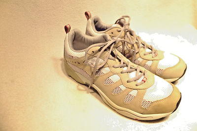 ECCO ~ Training, Walking, Tennis Shoes ~ Sz. 8 M SUPER NICE  display picture 1