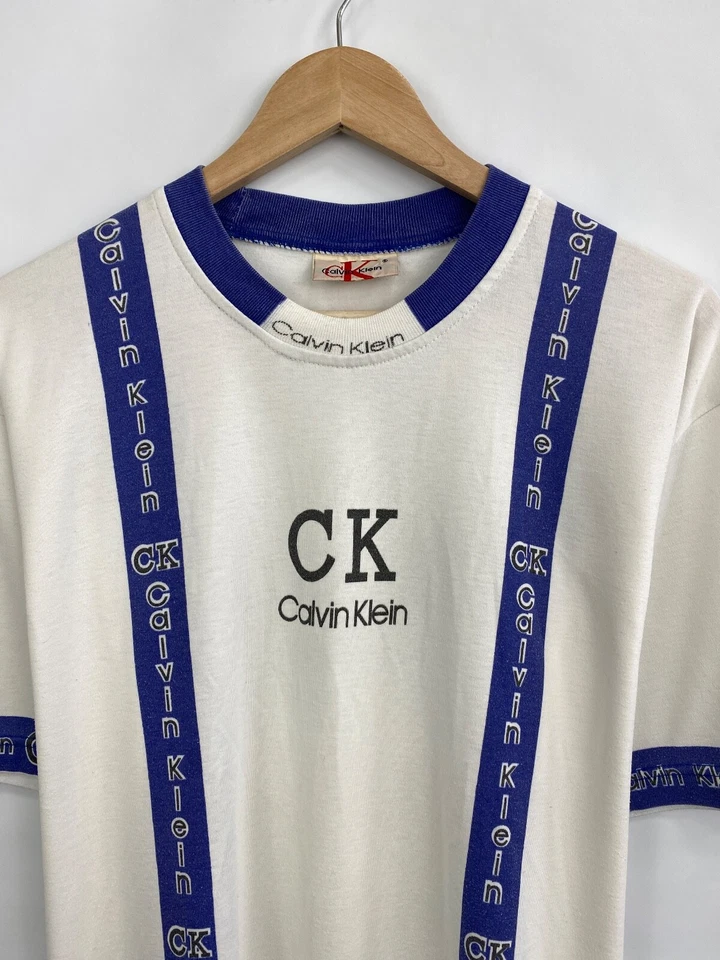 Vintage 1990s Calvin Klein Jeans Rare retro hype Y2K t-shirt size M color white - Image 4 of 4