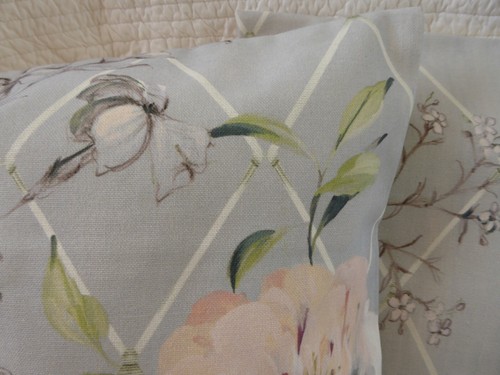 Blue Cushion Cover Rose Trellis Wild Flower Print New Handmade 16" inch 40cm - Picture 7 of 7