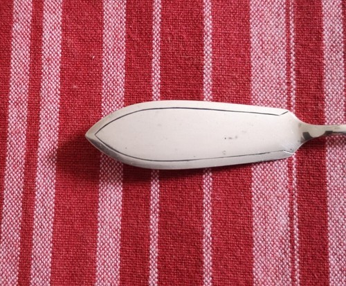 Antique Victorian Butter Spreader Silver Plate Ornate Serving Piece Marked Nice - Picture 4 of 7