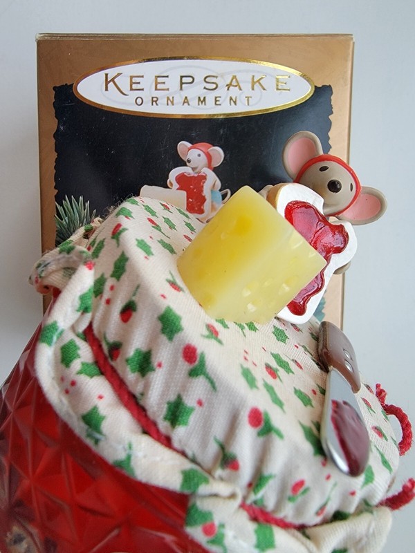 HALLMARK 1994 CHRIS MOUSE JELLY ~ MAGIC LIGHT ORNAMENT~ JELLY JAR & SWISS CHEESE
