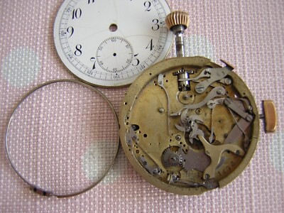 VINTAGE CHRONOGRAPH AND MINUTE REPETITION POCKET WATCH MOVEMENT FROM 1920