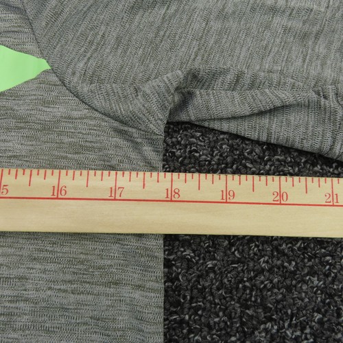 Under Armour Shirt Youth XL Extra Large Gray HeatGear Short Sleeve Breathable - Picture 3 of 7