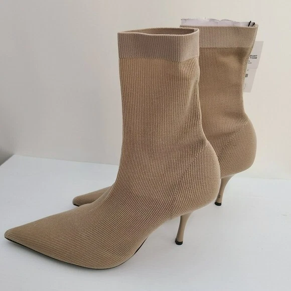 Women's Low Heel Ankle Boots Beige Verice - KeeShoes