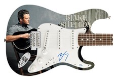 Blake Shelton Signed Autographed Photo Graphics Guitar ACOA