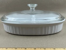 Corning Ware French White Oval Casserole Divided Dish 1.8 Liter F-6-B  With Lid