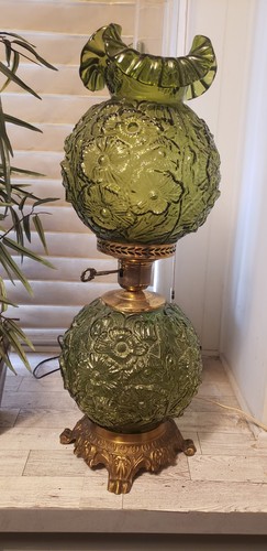 VTG 22” Double Globe Fenton Green Poppy “Gone W/The Wind' Lamp Ruffled Rim Gold