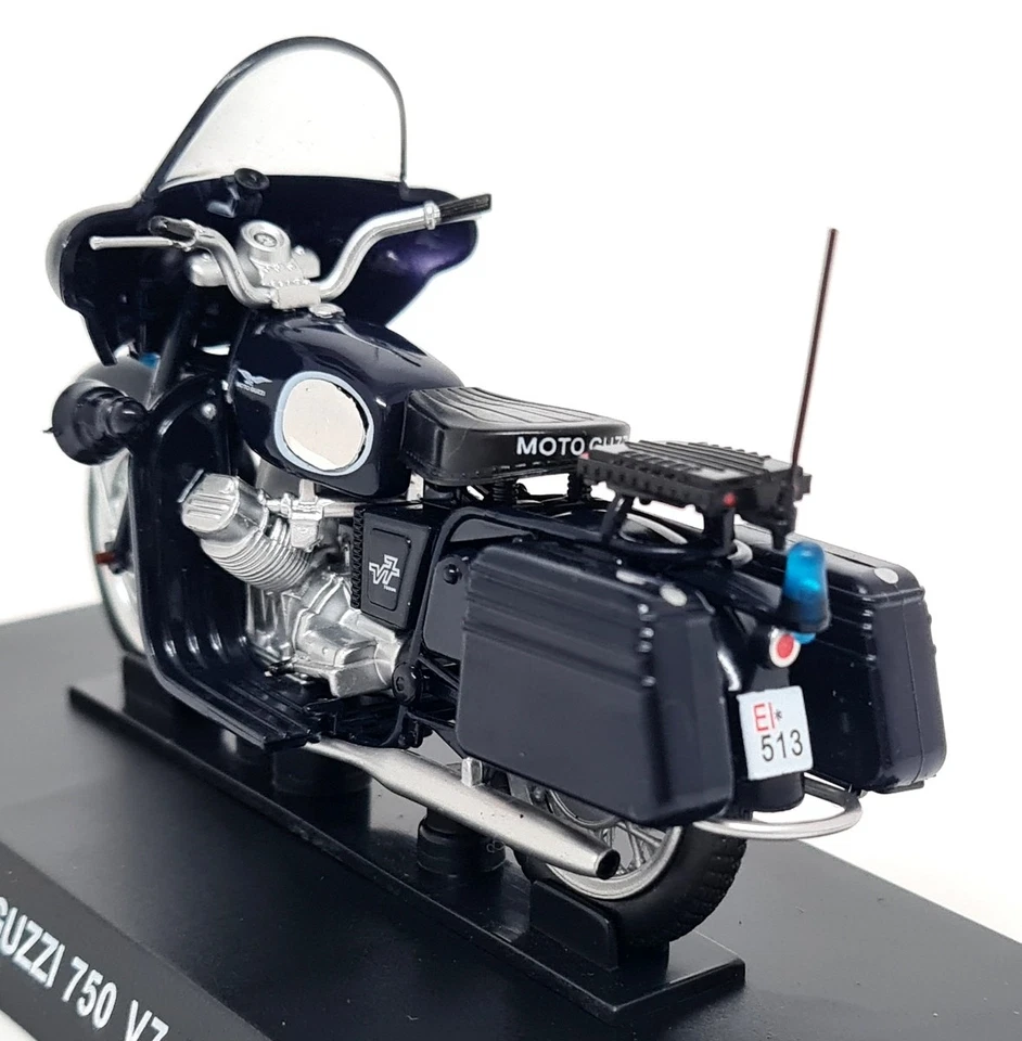 G&P 1/24 Moto Guzzi 750 V7 1966 Carabinieri + Plinth 9CM Model Motorbike - Image 4 of 4
