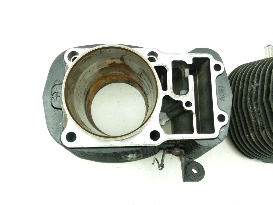 04-08 Honda VTX1800R VTX 1800 Engine Motor Cylinder Head Jug - Image 2 of 4