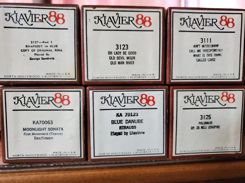 Rollos de piano, caja 10, juego de 12 rollos de juego extendido y 12 rollos regulares Foto 3 de 3