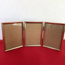 Mid-century Picture Frame Gold Tone Metal Tri Fold Double Hinged 3.5x5” @ Frame