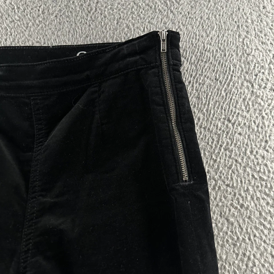 Calça legging feminina Gap preta tamanho 27 cintura média zíper lateral veludo mistura de algodão - Imagem 3 de 4