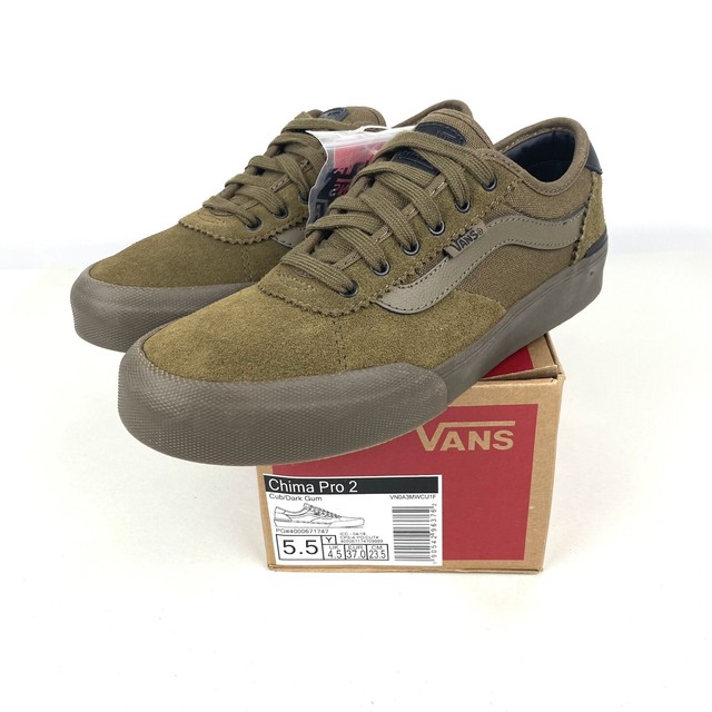 vans chima pro skate shoes