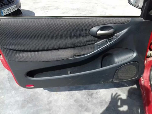 46750594 Porta Fusibili per FIAT STILO (192) 1.6 16V Dynamic 2002 2483656 - Foto 6 di 10