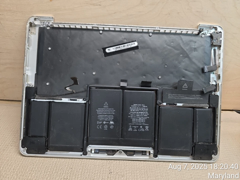MacBook Pro 13" finales de 2013 2014 A1502 estuche superior reposamanos/touchpad/batería Foto 3 de 4