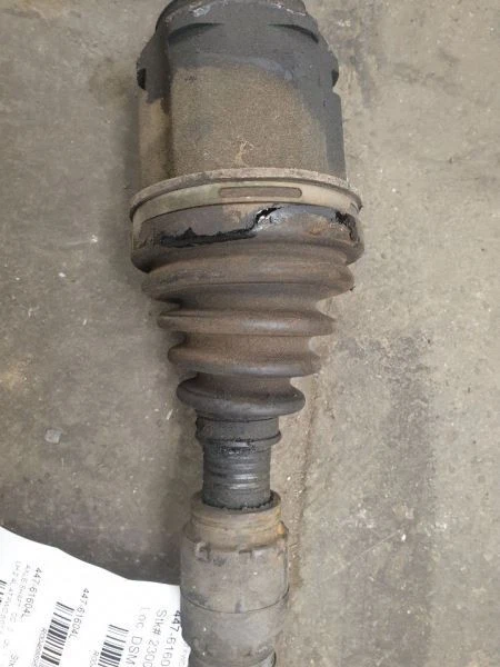 05-10 SCION TC 2,4 L TRACCIÓN DELANTERA EN EL LADO DEL CONDUCTOR EJE DELANTERO EJE  Foto 3 de 4