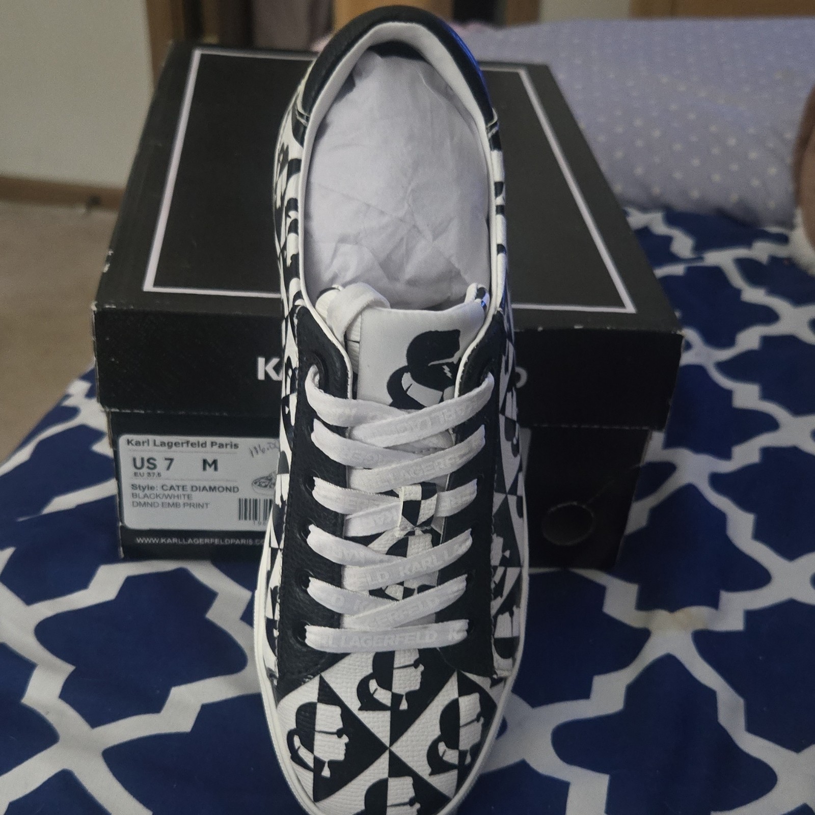 Karl Lagerfeld Head Cate Diamond Black & White Lace Sneakers Shoes Wm's 11M NWOT