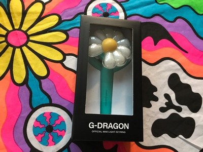 G Dragon     Lightstick Keyring Daisy   Mini Light Stick Südkorea 2025 Mint