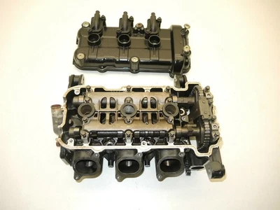 Culasse / arbre à came TRIUMPH 955 I SPRINT ST de 2002 - Photo 1/4