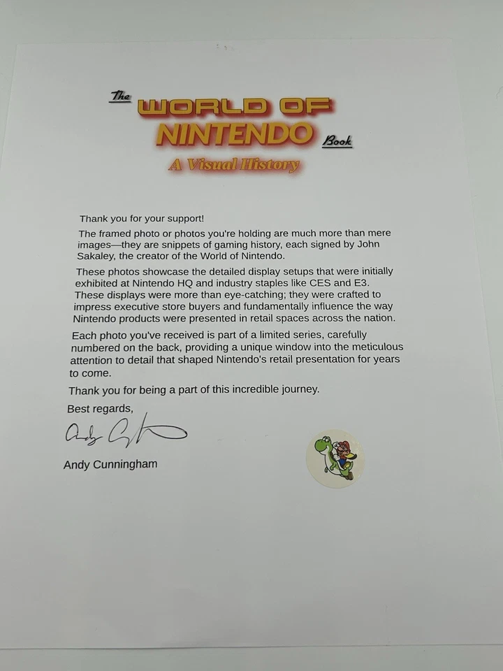 Foto enmarcada 8x10 firmada por el creador de World of Nintendo John Sakaley CES y E3 Foto 4 de 4