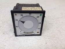 Honeywell R7380 A R7380A Temperature Control 0-750 F 120 VAC  (TBI)