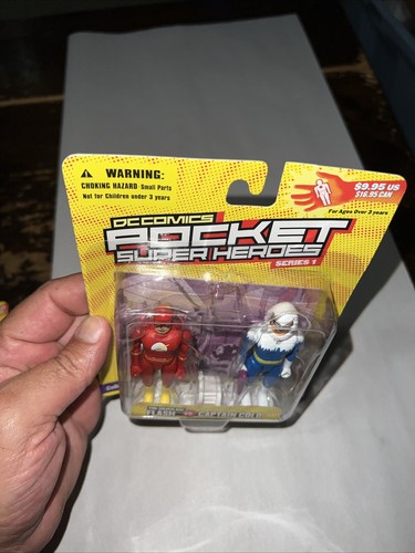 DC DIRECT SERIES 1 POCKET SUPER HEROES Flash & Captain Cold - Picture 3 of 8