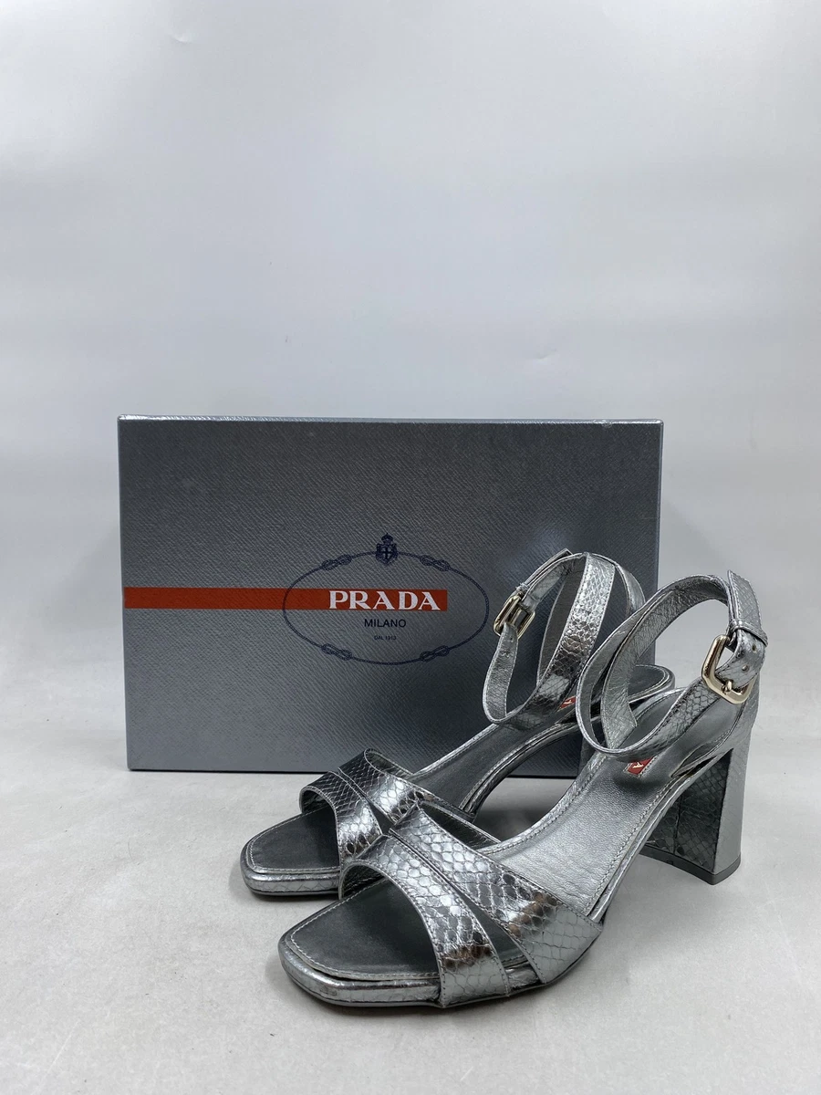 靴 Prada Gray Leather Heels 37 1/2 PRADA Gray Heels for Women for sale | eBay