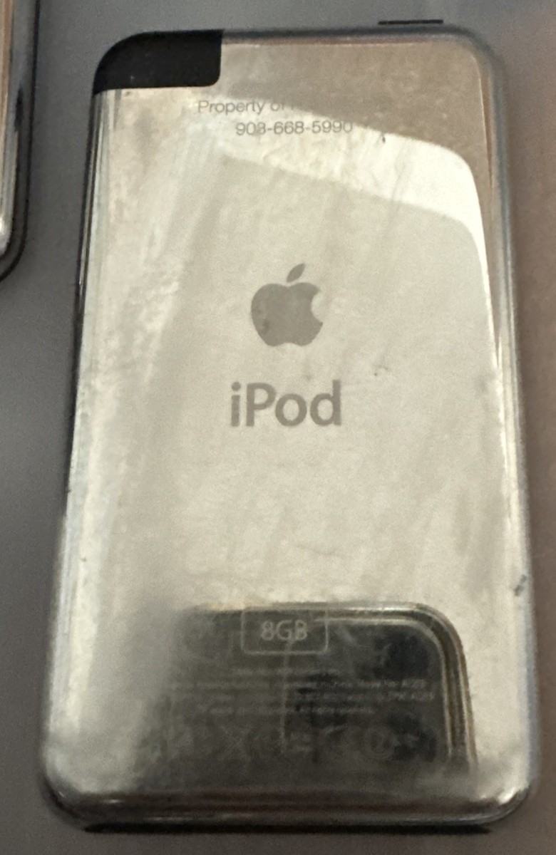 Apple iPod 1910 ジャンク Apple iPod Touch 1st Gen (8 GB) Black A1213 Fast Ship Good