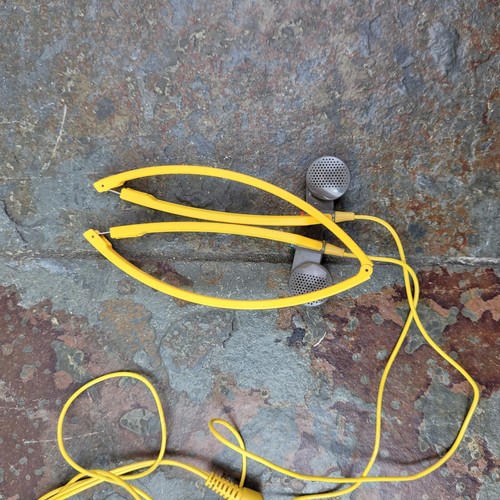 Cuffie vintage Sony Walkman Sports MDR-A15 stereo dinamico pieghevoli compatte FUNZIONANTI - Foto 11 di 13