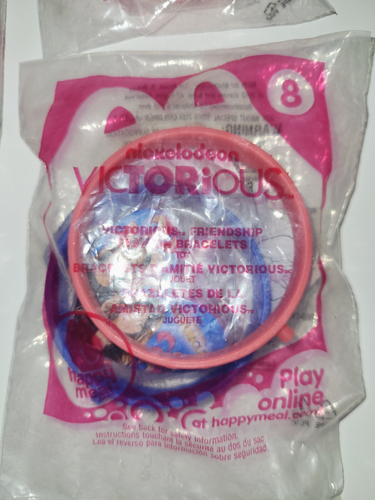McDonald's Happy Meal Toys 2012 Nickelodeon Victorious Tote, Rings, Bracelet - Picture 4 of 5