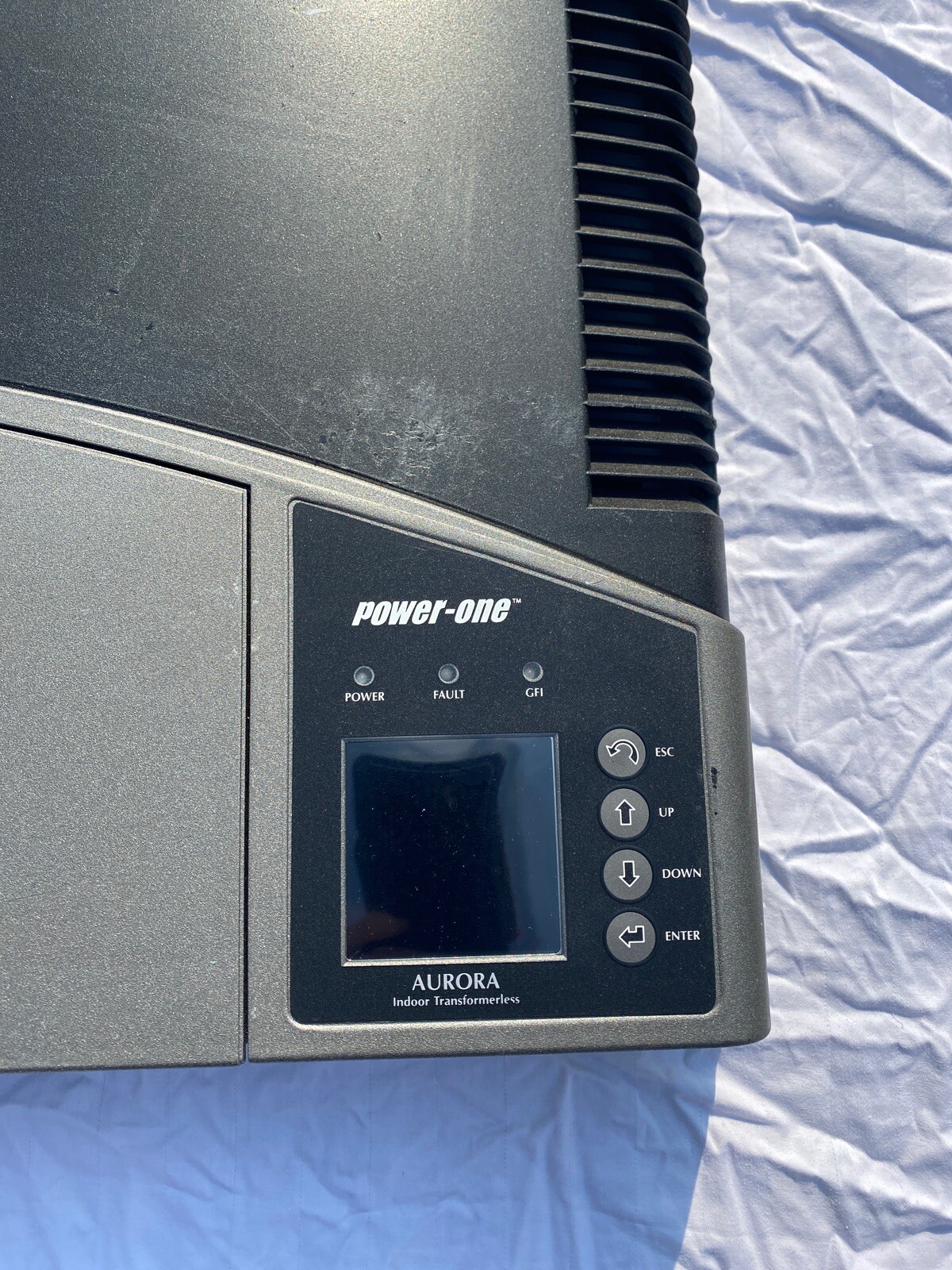 PowerOne Aurora Pvi2000UK 2kw Solar PV Inverter 2000 Watts eBay