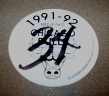 Chicago Bulls 1991-92 Media Pass Round Sticker Michael Jordan 50 pts 3/24/1992 ?