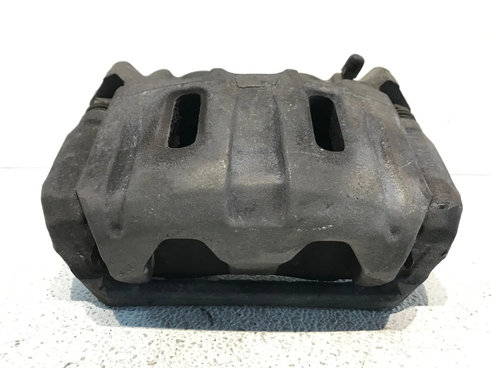 Pinza de freno delantera izquierda izquierda izquierda Honda Odyssey 11-17 OEM Foto 2 de 4