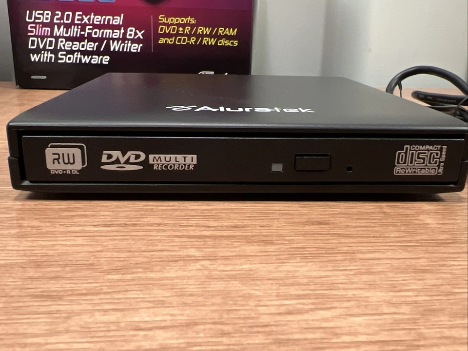 Aluratek AEOD100F USB 2.0 Externo Delgado Multiformato 8X Lector/Grabador de DVD Foto 3 de 4