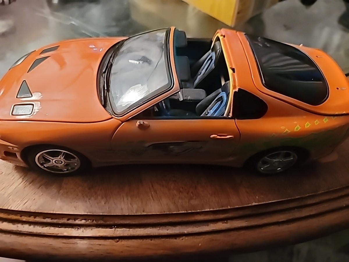 The Fast and Furious ERTL RACING CHAMPIONS 1995 Toyota Supra 1/18