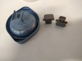 2 Vintage 2002 LEGO BIONICLES 8561 BOHROK NUHVOK & 8562 BOHROK GAHLOK Retired