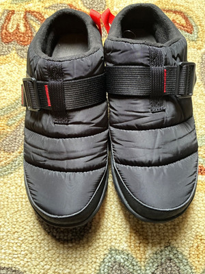 Chaco Ramble Puff Clog Slip-Ons Women's Size 10.5 Shoes Black Puffer Quilted
