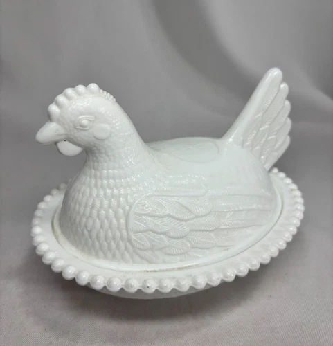 Vintage Indiana White Milk Glass Chicken Hen on Nest Covered Bowl/Candy Dish 7"