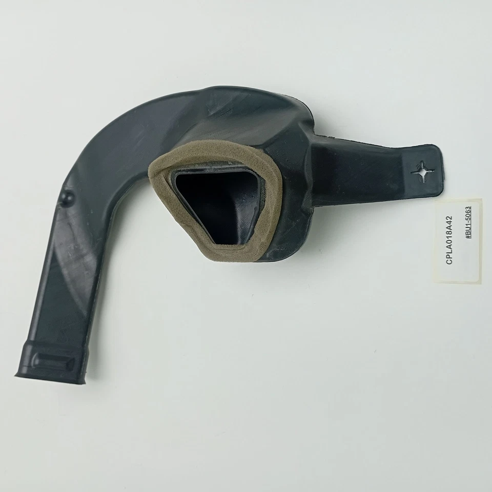 2012-2022 Land Rover Range Rover Air Duct CPLA018A42 - image 2 of 4