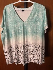 Women’s Plus Size 2x SHEIN  Tshirt 