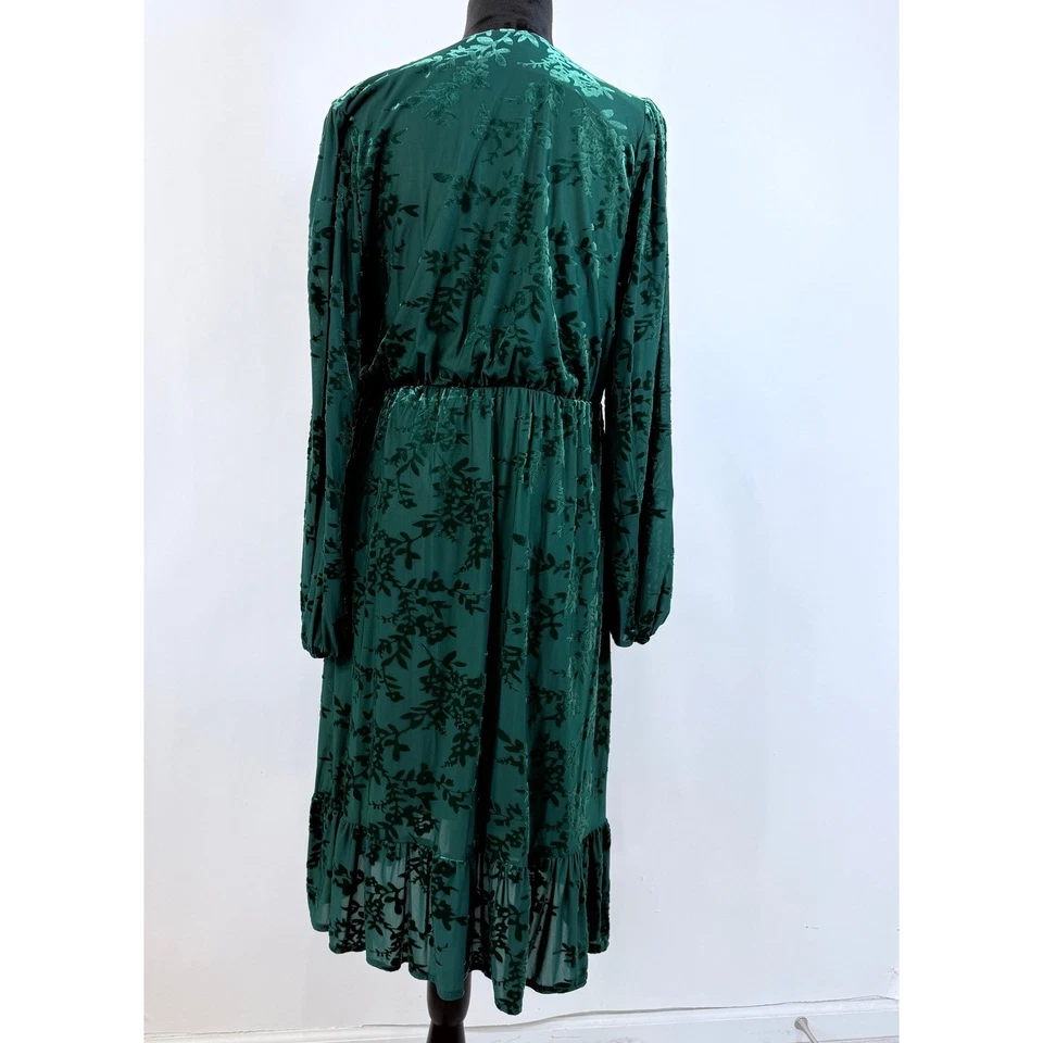 Vestido Draper James Terciopelo Burnout Envolvente Talla Grande Verde Esmeralda Fluido Femenino Foto 3 de 4