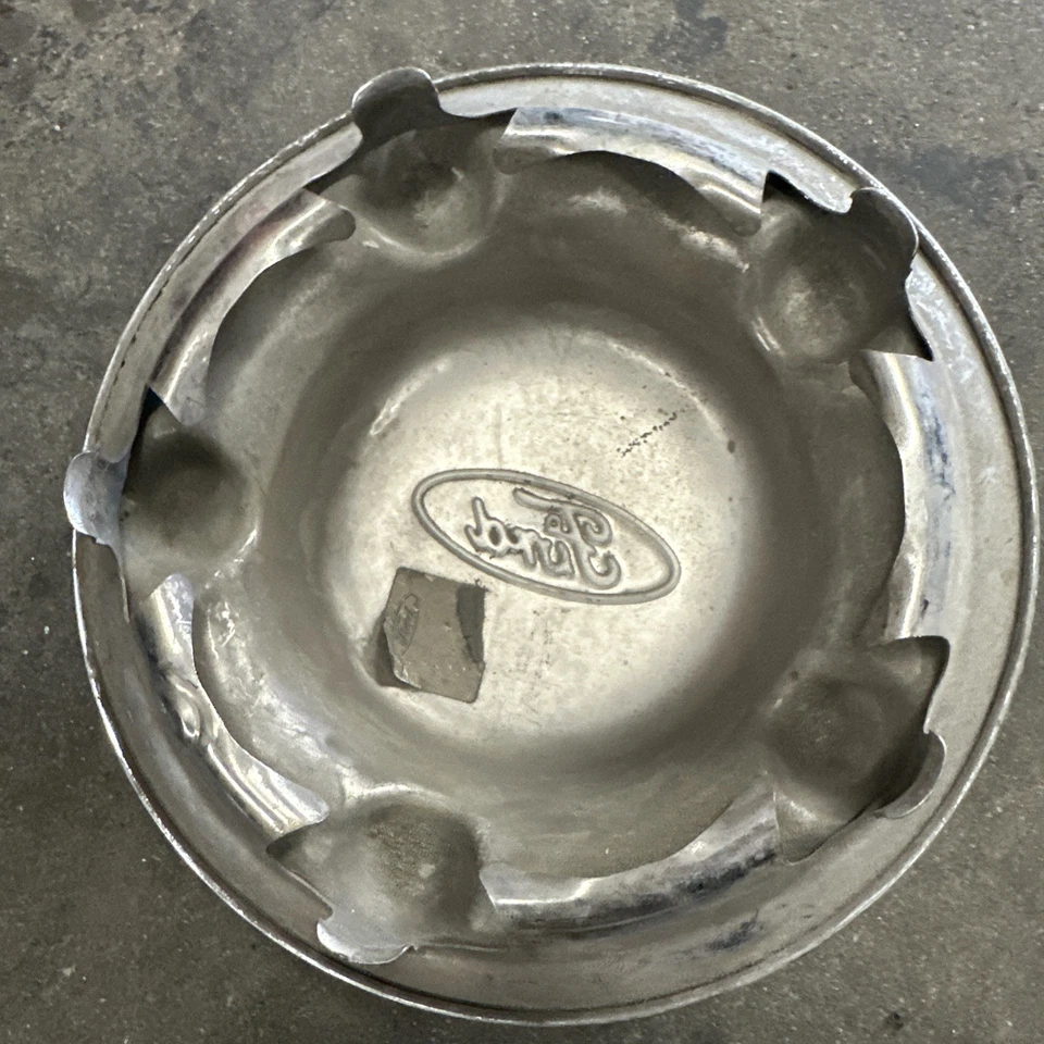 Cubierta de cubo de tapa de llanta central de fábrica OEM 5 orejetas Ford F150 YL34-1A096-CB Foto 4 de 4