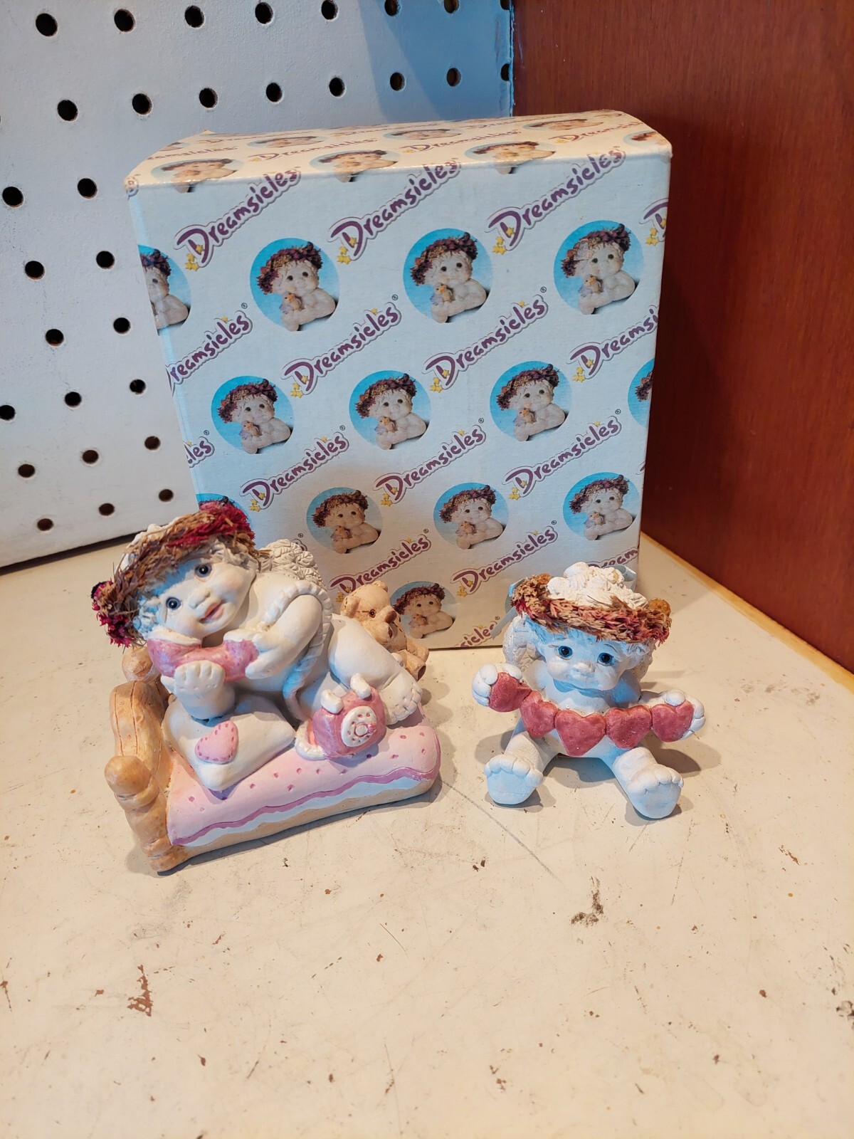 2 Dreamsicles Cherub Angel Valentine Figurines Heart Strings & Let's