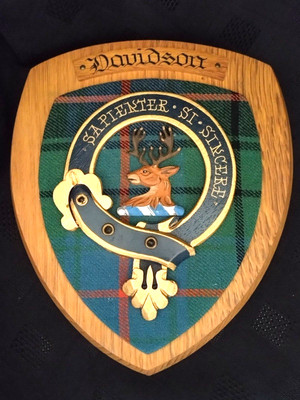 Clan Maclachlan Wandrelief Schild Wappen Schottisches Tartan