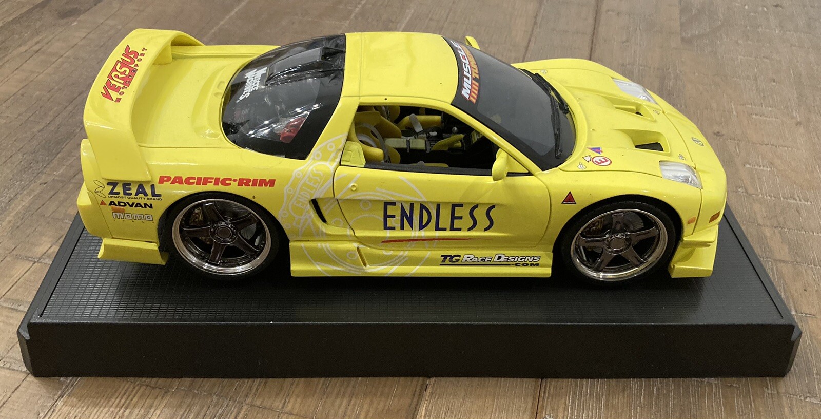 Modèle Réduit Acura NSX - Muscle Machines à L'Échelle 1/18 - Occasion - Pour Collectionneur